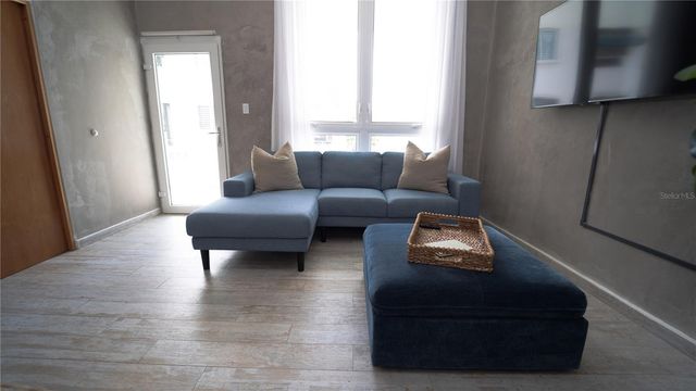 604 CERRA STREET 2B, San Juan, PR 00907