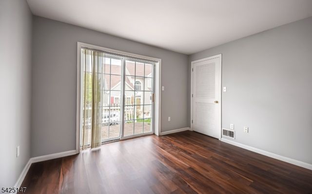 227 Winding Hill Dr, Mount Olive Twp., NJ 07840