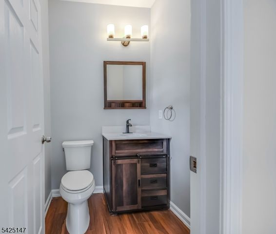 227 Winding Hill Dr, Mount Olive Twp., NJ 07840