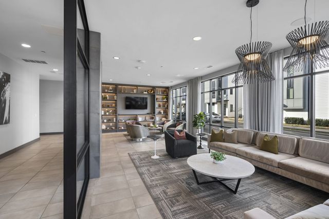 1125 10th Ave N Apt 317, Nashville, TN 37208