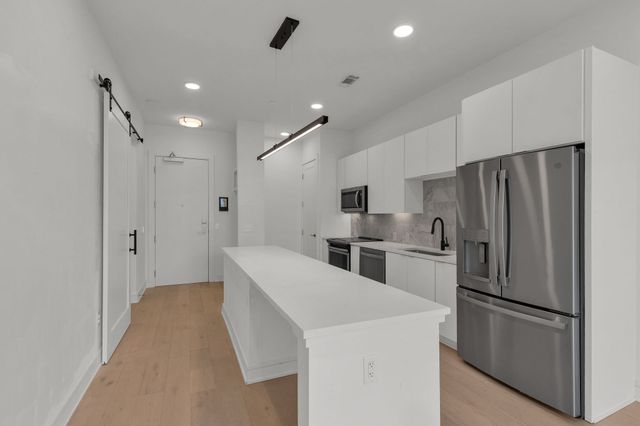 1125 10th Ave N Apt 317, Nashville, TN 37208