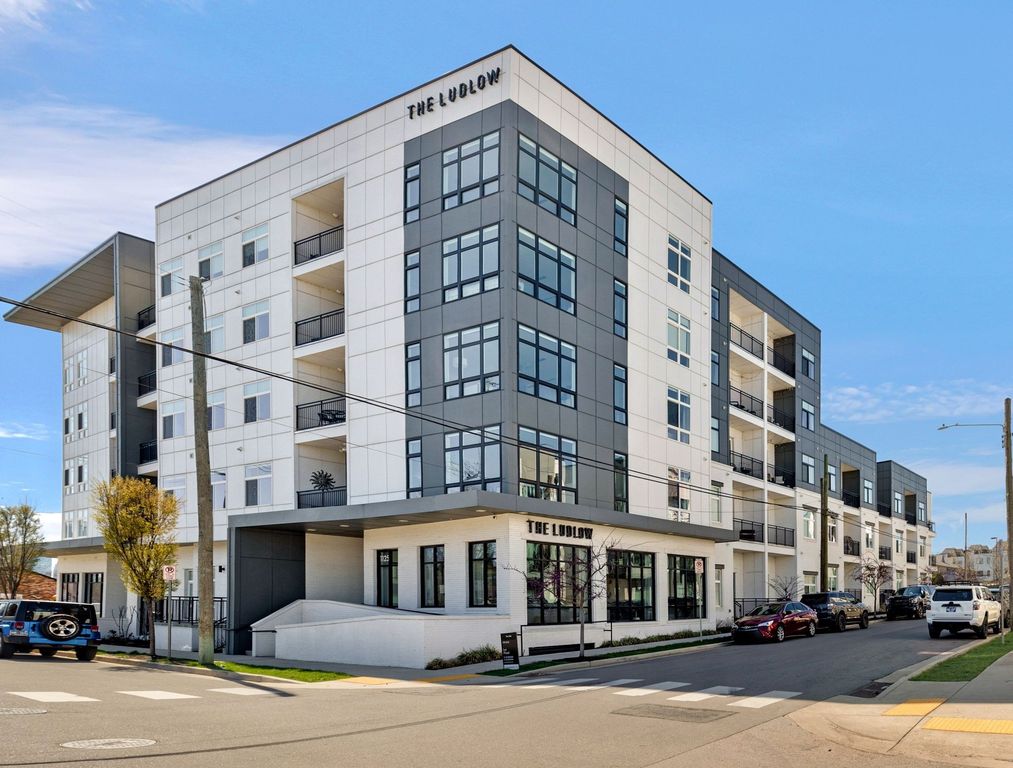 1125 10th Ave N Apt 317, Nashville, TN 37208
