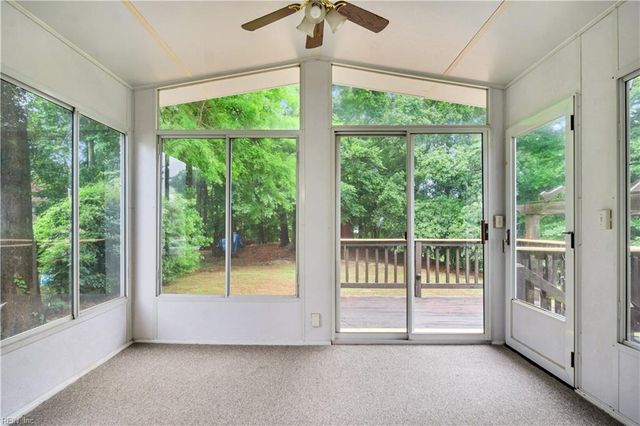211 Stony Ridge CT, Newport News, VA 23608