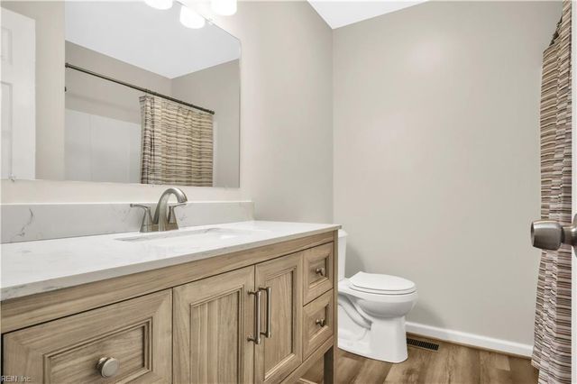 211 Stony Ridge CT, Newport News, VA 23608