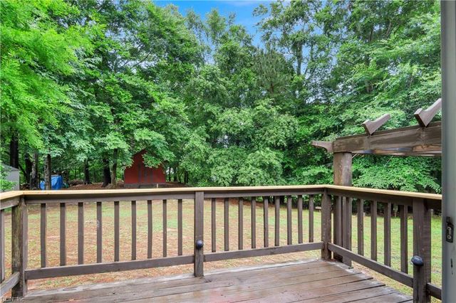 211 Stony Ridge CT, Newport News, VA 23608