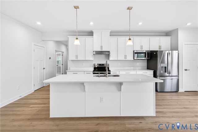 7826 Summer Morning Dr, New Kent, VA 23124
