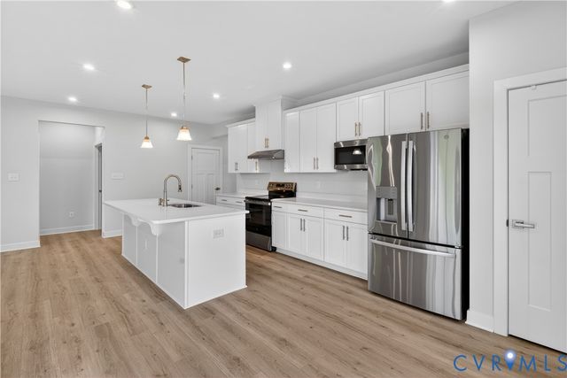 7826 Summer Morning Dr, New Kent, VA 23124