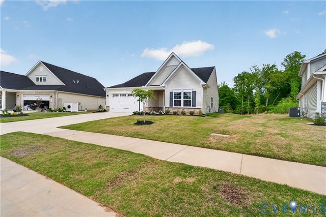 7826 Summer Morning Dr, New Kent, VA 23124