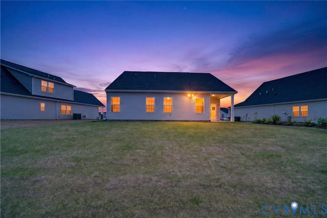 7826 Summer Morning Dr, New Kent, VA 23124