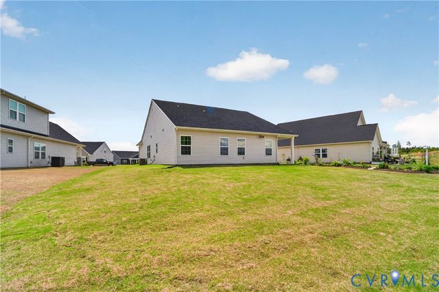 7826 Summer Morning Dr, New Kent, VA 23124