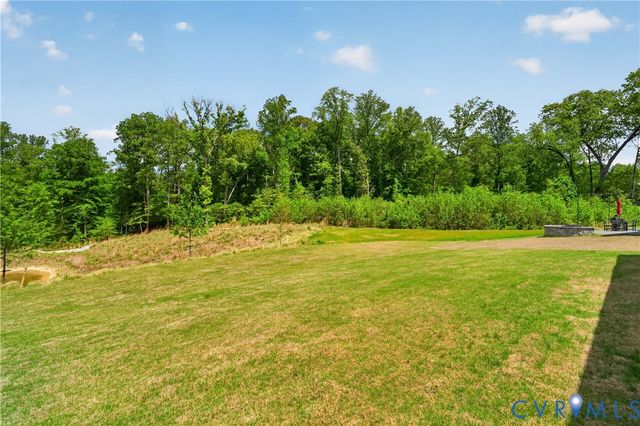7826 Summer Morning Dr, New Kent, VA 23124