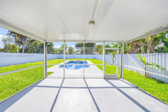 2318 Scott St, Hollywood, FL 33020