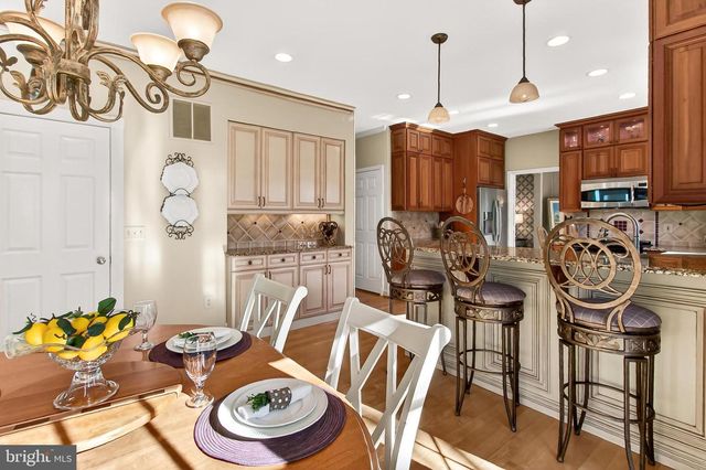 6226 POINT CT, Centreville, VA 20120