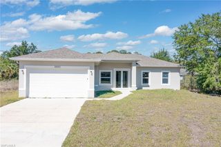 2023 Robert AVE, Alva, FL 33920