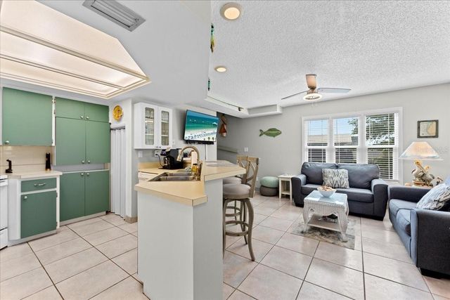 112 GULF BOULEVARD A, Indian Rocks Beach, FL 33785