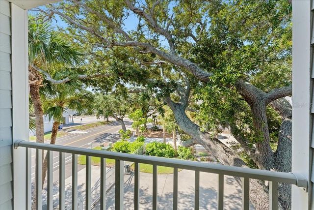 112 GULF BOULEVARD A, Indian Rocks Beach, FL 33785