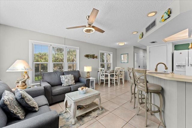 112 GULF BOULEVARD A, Indian Rocks Beach, FL 33785