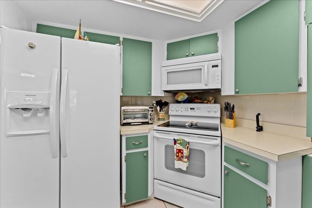 112 GULF BOULEVARD A, Indian Rocks Beach, FL 33785