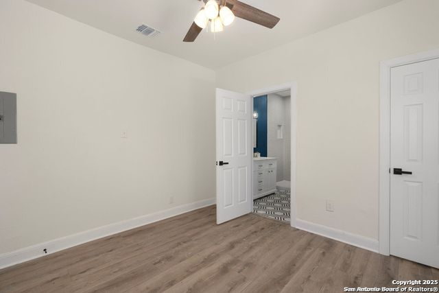 1719 Dawson St, San Antonio, TX 78202