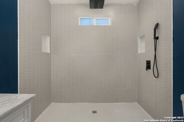 1719 Dawson St, San Antonio, TX 78202