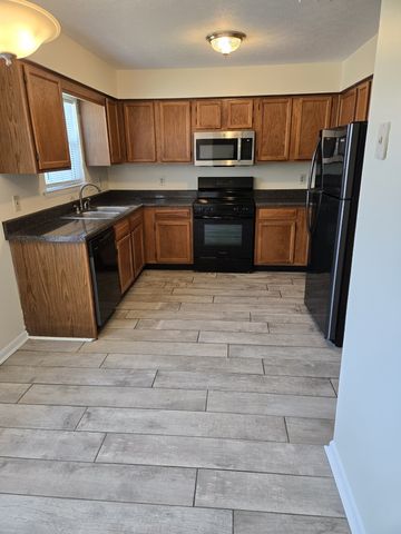 255 Mayflower Ln, N, Madison, TN 37115