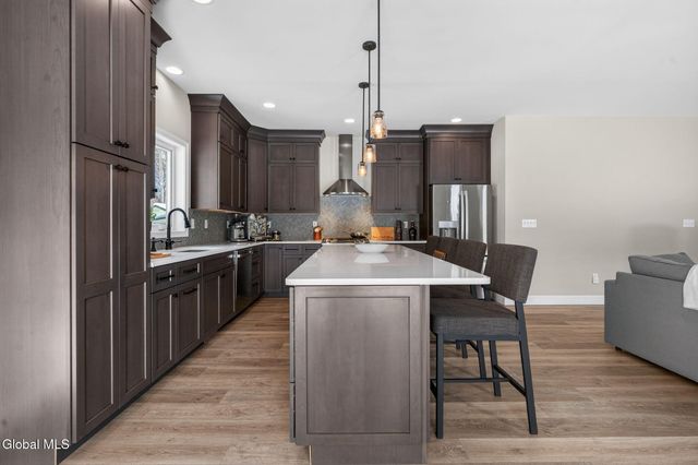 295 Woodstone Circle, Duanesburg, NY 12056