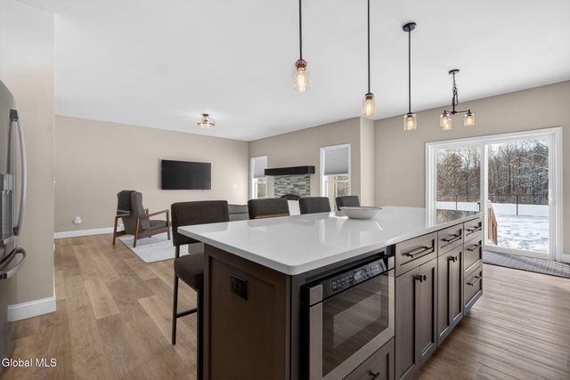 295 Woodstone Circle, Duanesburg, NY 12056