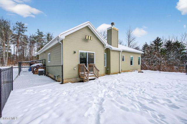 295 Woodstone Circle, Duanesburg, NY 12056