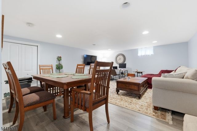 2 Sharon Ct, Randolph Twp., NJ 07869