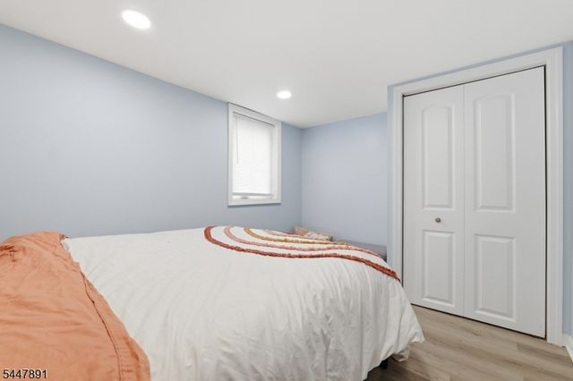 2 Sharon Ct, Randolph Twp., NJ 07869