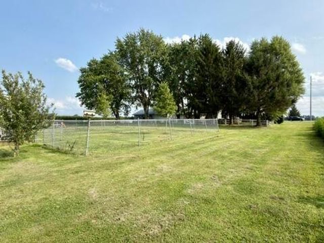 3183 State Route 37 E, Delaware, OH 43015