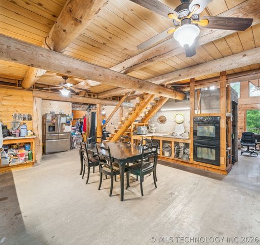 21745 E 660 Road, Tahlequah, OK 74464