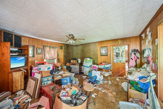 21745 E 660 Road, Tahlequah, OK 74464