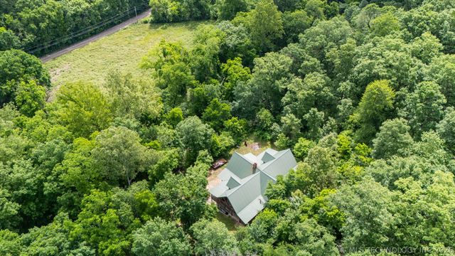 21745 E 660 Road, Tahlequah, OK 74464