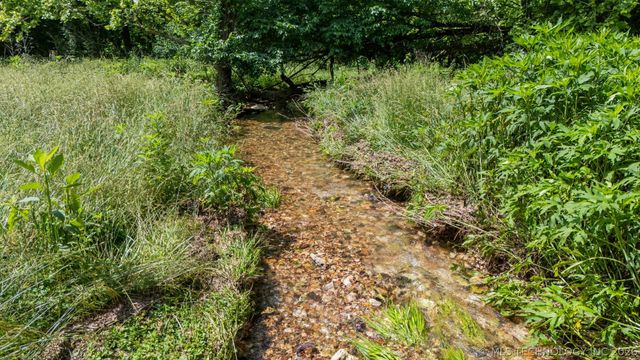21745 E 660 Road, Tahlequah, OK 74464
