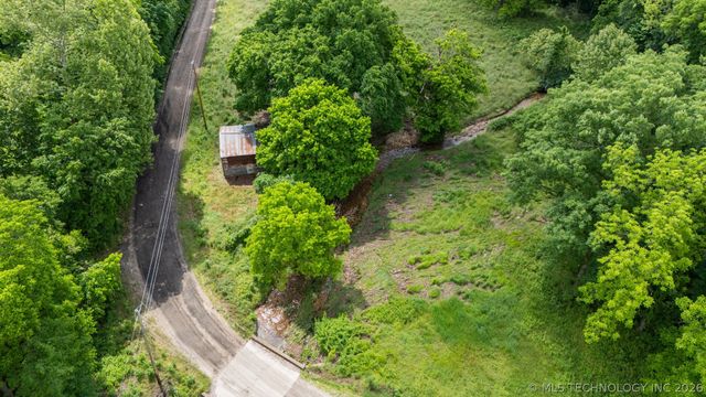 21745 E 660 Road, Tahlequah, OK 74464
