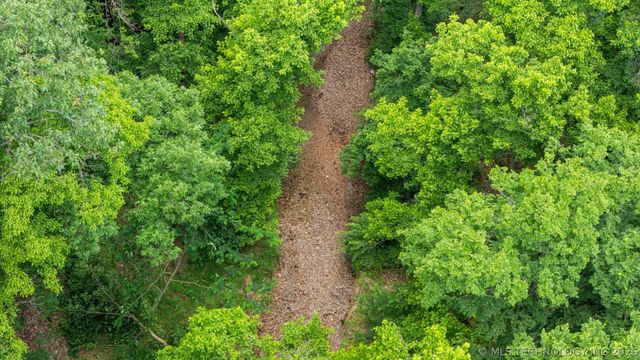 21745 E 660 Road, Tahlequah, OK 74464