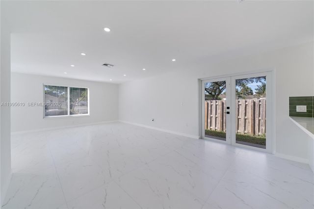 9826 SW 222nd Ter 0, Cutler Bay, FL 33190