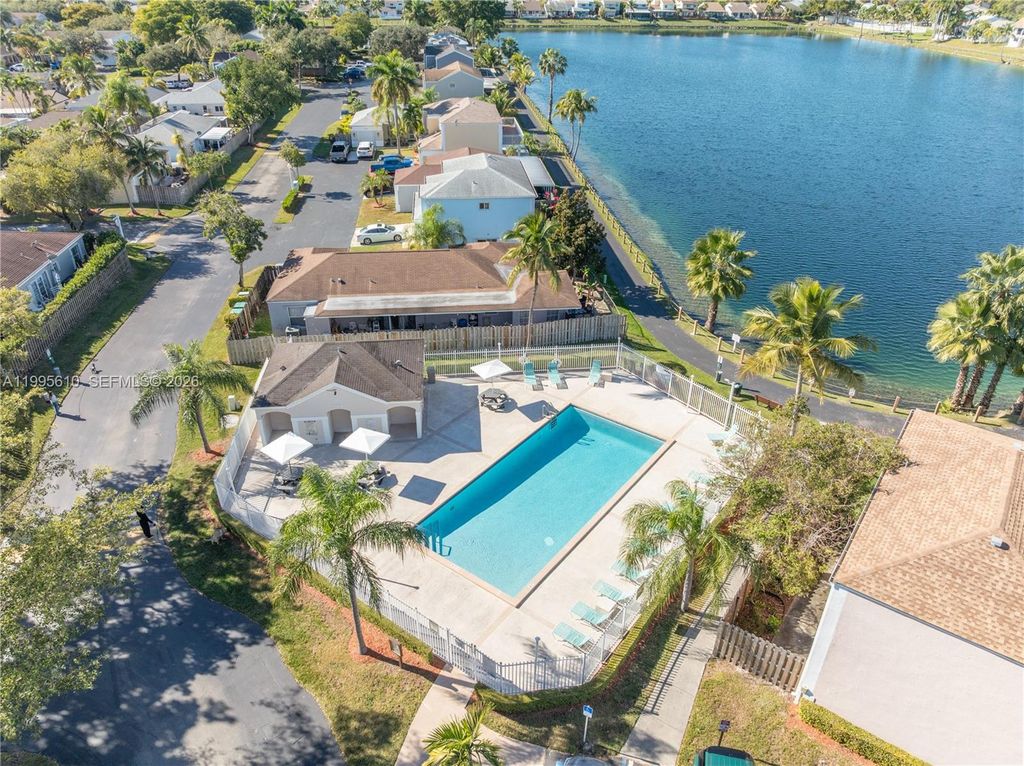 9826 SW 222nd Ter 0, Cutler Bay, FL 33190