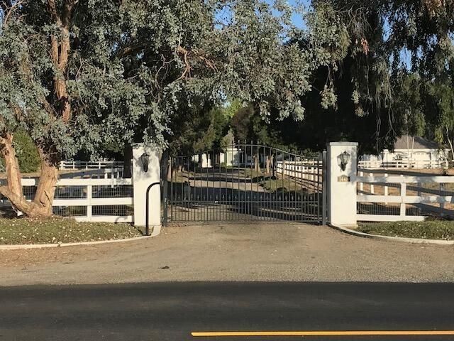 1448 S Westwood Road, Porterville, CA 93257