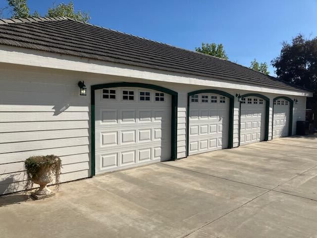 1448 S Westwood Road, Porterville, CA 93257