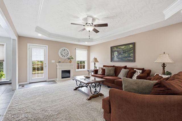 9308 Artis Way, Louisville, KY 40291