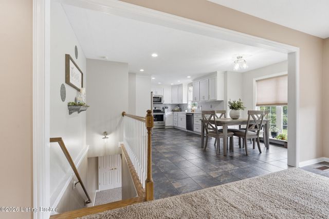 9308 Artis Way, Louisville, KY 40291