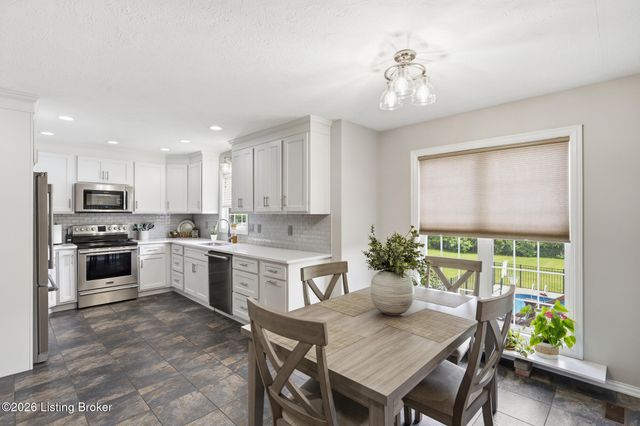 9308 Artis Way, Louisville, KY 40291