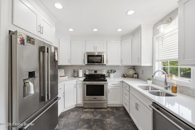 9308 Artis Way, Louisville, KY 40291