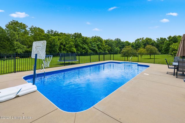 9308 Artis Way, Louisville, KY 40291