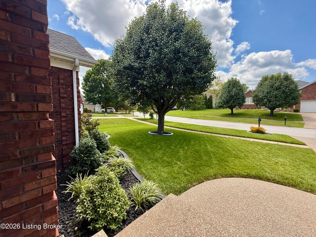 9308 Artis Way, Louisville, KY 40291