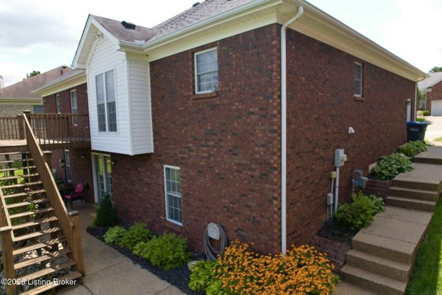 9308 Artis Way, Louisville, KY 40291