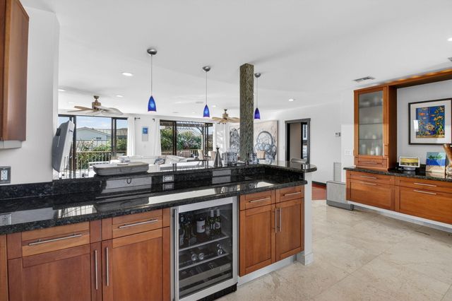 122 Andrews Avenue C, Delray Beach, FL 33483