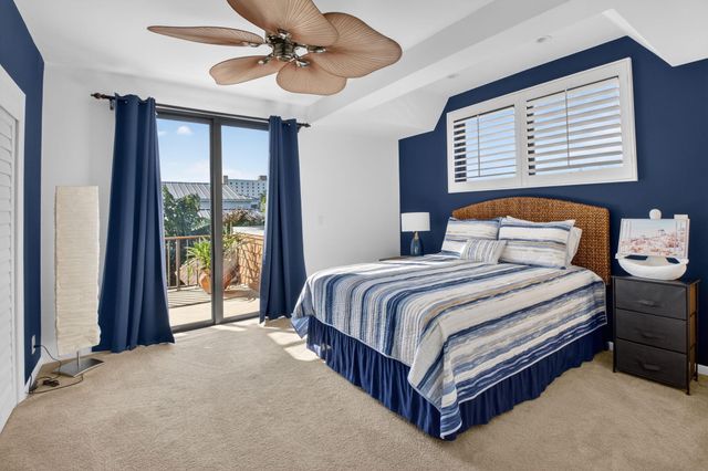 122 Andrews Avenue C, Delray Beach, FL 33483